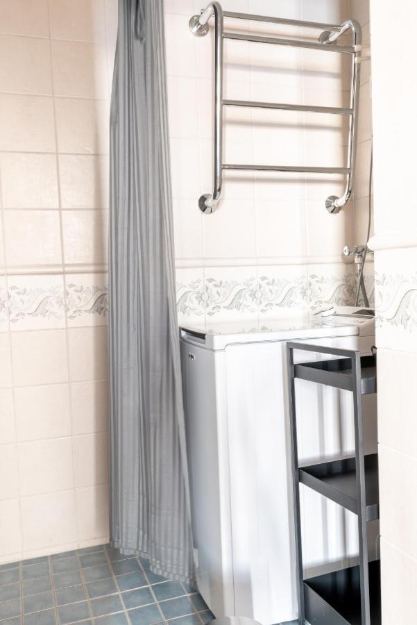 Poista 2Ndhomes Cozy And Compact 1Br Apartment In Kamppi ヘルシンキ エクステリア 写真